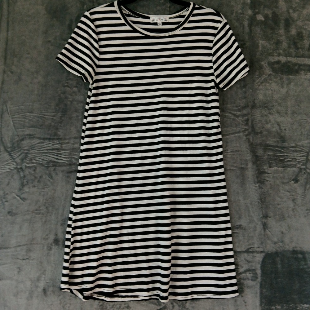 Poof New‎ York Dress Womens Large Striped T-Shirt Soft Stretchy Casual Relaxed